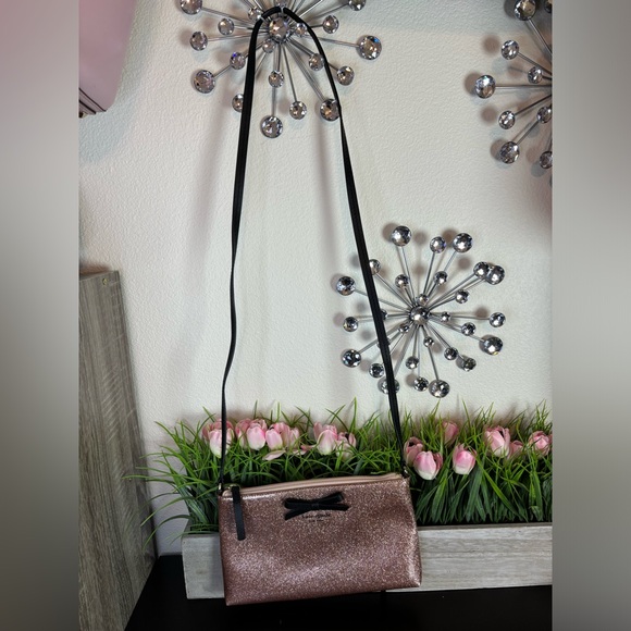 Kate spade ♠️ gold glitter crossbody handbag - Picture 13 of 16